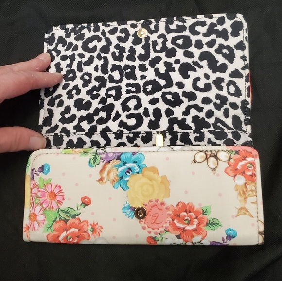 Lesportsac Bags New Lesportsac Trifold Wallet Organizer Poshmark